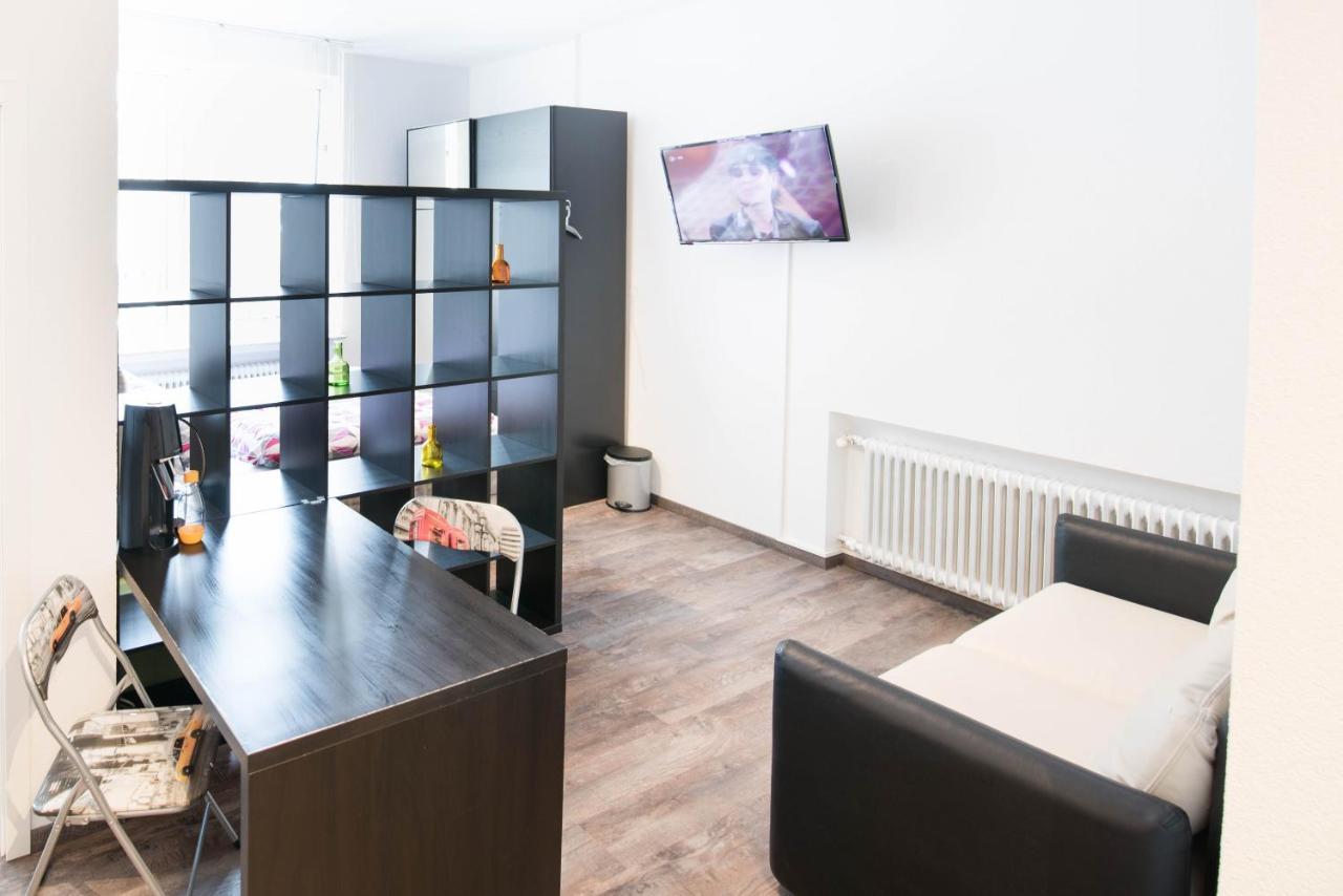 Central Apartments อาเลิน ภายนอก รูปภาพ